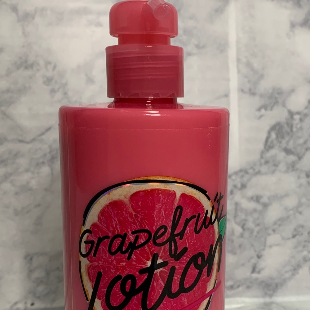 PINK Grapefruit Lotion